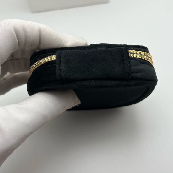 Chanel Beauty Makeup Mirror Pouch Black Zip Around, Velvet, Micro Serum &Mascara - Picture 8 of 17